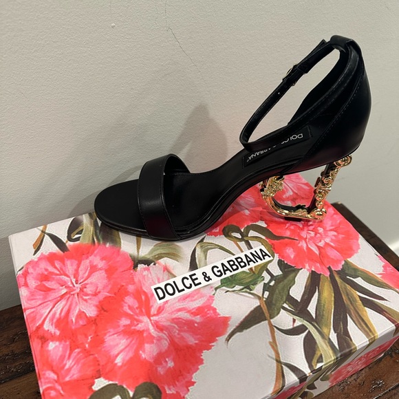 Dolce and Gabbana heels - Picture 4 of 5